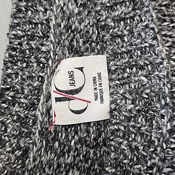 Dc jeans XL gray and pink striped sweater - Picture 6 of 6